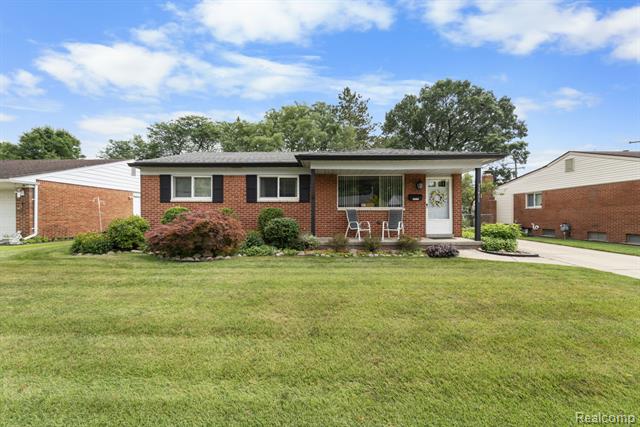 front view picture of 33451 Wexford, Westland, MI. 48185