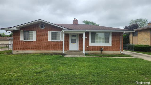 front view picture of 34245 Shawnee, Westland, MI. 48185