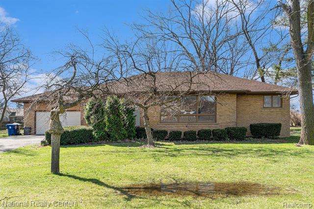 front view picture of 45511 Warren, Canton, MI. 48187