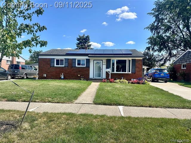 front view picture of 6912 Moccasin, Westland, MI. 48185