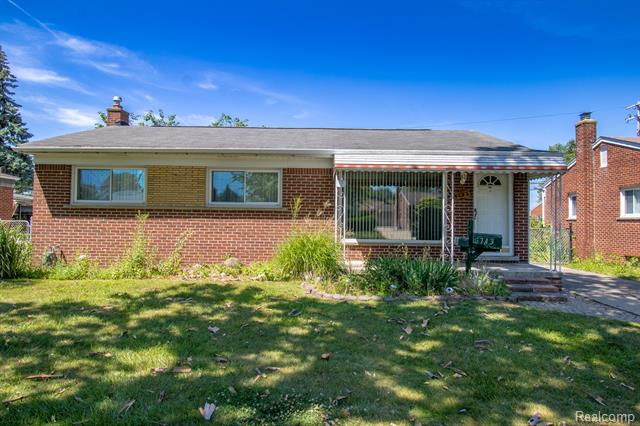 front view picture of 5743 Plainfield, Dearborn Heights, MI. 48127