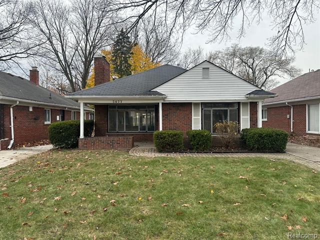 front view picture of 5677 Hubbell, Dearborn Heights, MI. 48127