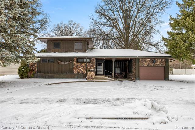 front view picture of 30150 Beechwood, Garden City, MI. 48135