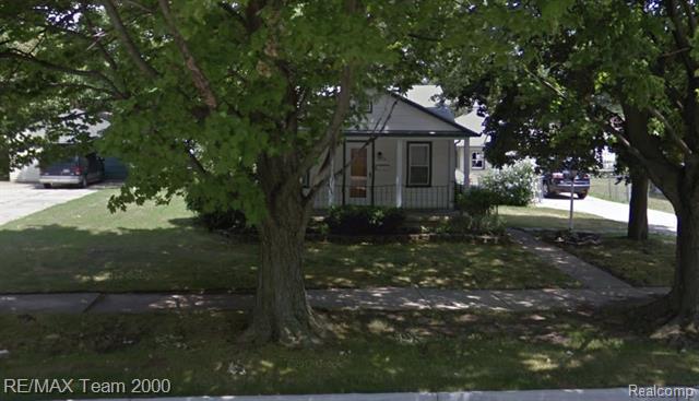 front view picture of 6176 N Gulley, Dearborn Heights, MI. 48127