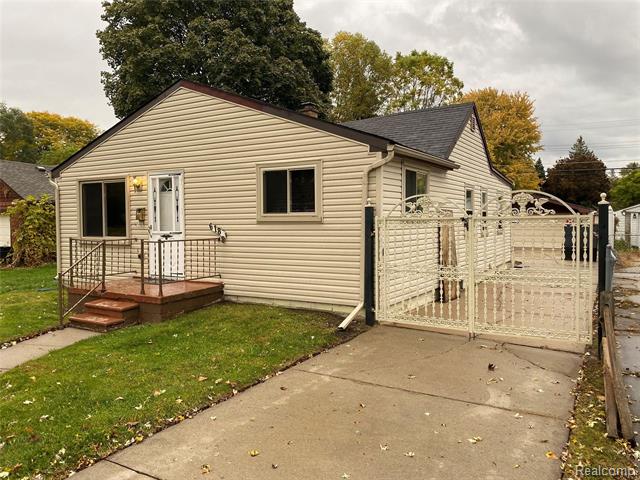 front view picture of 6188 Nightingale, Dearborn Heights, MI. 48127