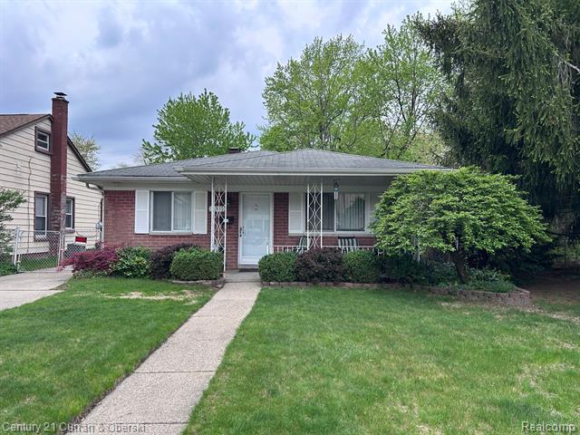 front view picture of 6311 Whitefield, Dearborn Heights, MI. 48127