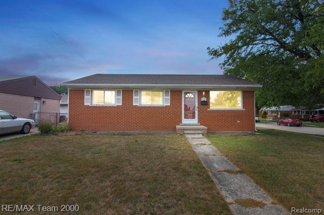 front view picture of 6557 Huntleigh, Garden City, MI. 48135
