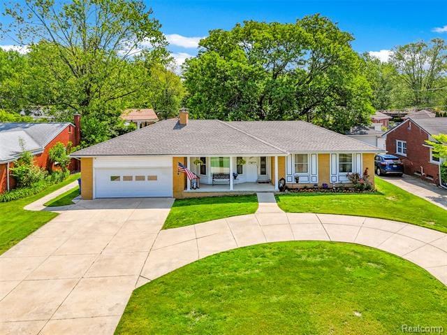 front view picture of 17445 Outer Dr, Dearborn Heights, MI. 48127