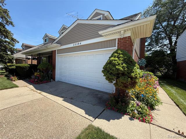 front view picture of 23384 Outer, Allen Park, MI. 48101