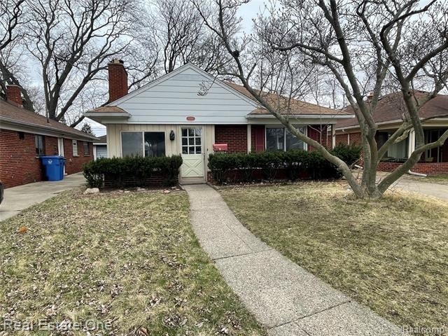 front view picture of 5710 Burger, Dearborn Heights, MI. 48127