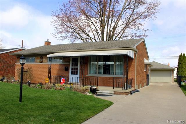 front view picture of 3338 Maple, Melvindale, MI. 48122