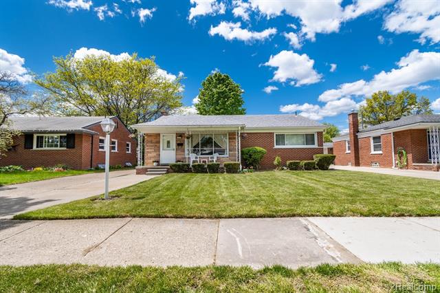 front view picture of 6569 Hawthorne, Garden City, MI. 48135