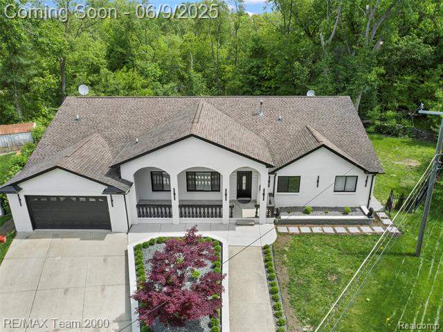 front view picture of 6302 Burger, Dearborn Heights, MI. 48127