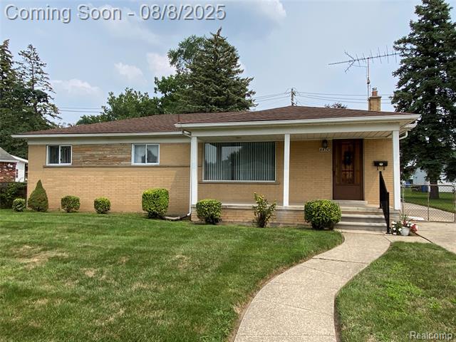 front view picture of 6450 Lafayette, Dearborn Heights, MI. 48127