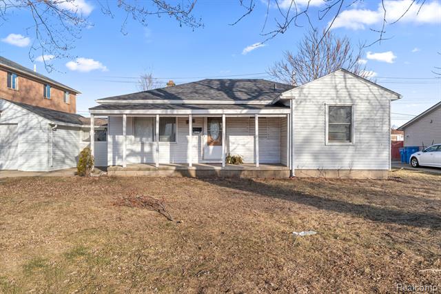 front view picture of 6500 Vernon, Dearborn Heights, MI. 48127