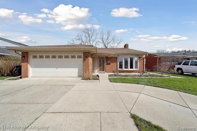 front view picture of 4473 Parkside, Allen Park, MI. 48101