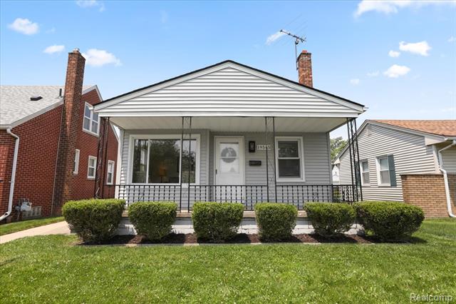 front view picture of 19545 Wood, Melvindale, MI. 48122