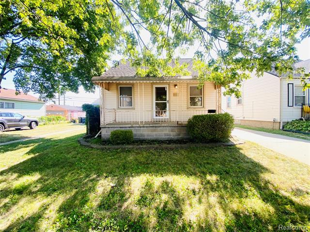 front view picture of 17632 Henry, Melvindale, MI. 48122