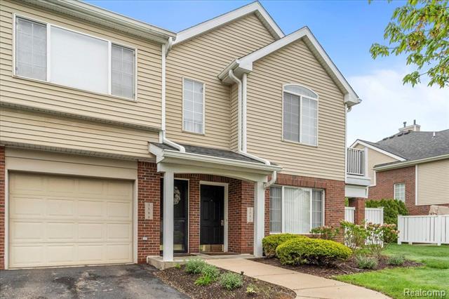 front view picture of 3592 Northpointe Blvd Whitaker Dr, Melvindale, MI. 48122