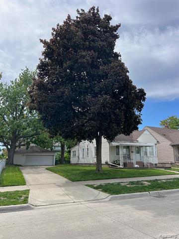 front view picture of 5011 Ternes, Dearborn, MI. 48126