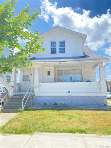 front view picture of 15251 Normandale, Dearborn, MI. 48126