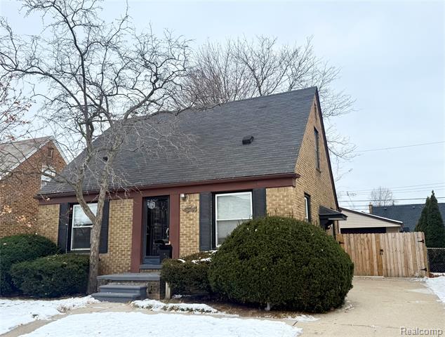 front view picture of 15180 Colson, Dearborn, MI. 48126
