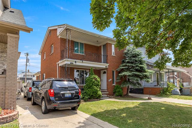 front view picture of 5110 Maple, Dearborn, MI. 48126
