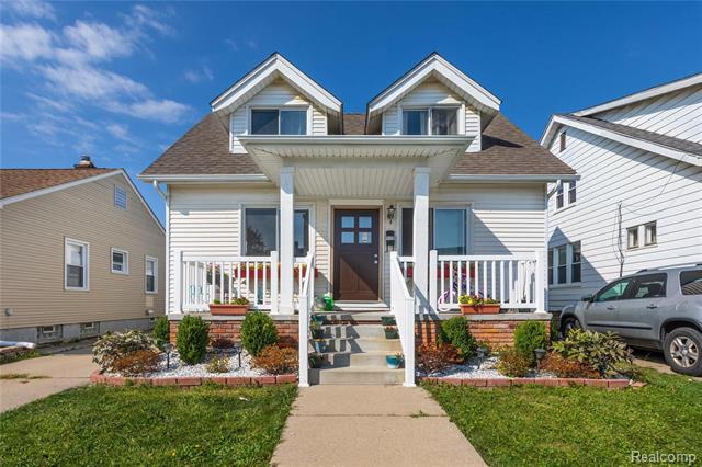 front view picture of 5135 Ternes, Dearborn, MI. 48126