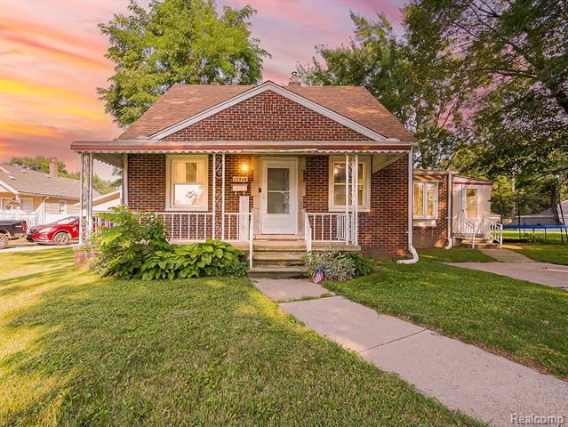 front view picture of 17330 Wood, Melvindale, MI. 48122