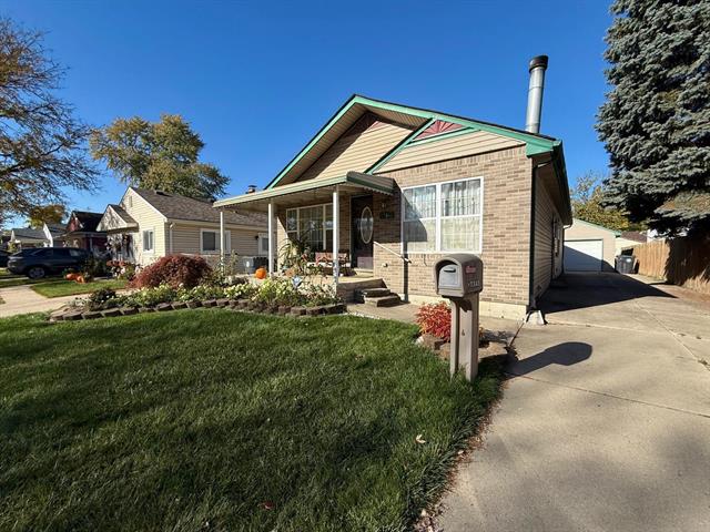 front view picture of 17345 Hanna, Melvindale, MI. 48122