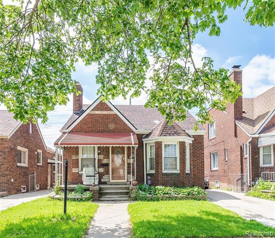 front view picture of 6115 Yinger, Dearborn, MI. 48126