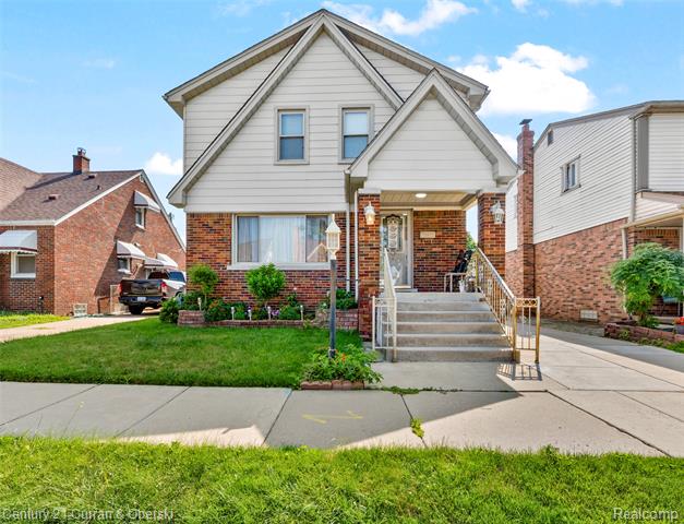 front view picture of 6132 Kenilworth, Dearborn, MI. 48126