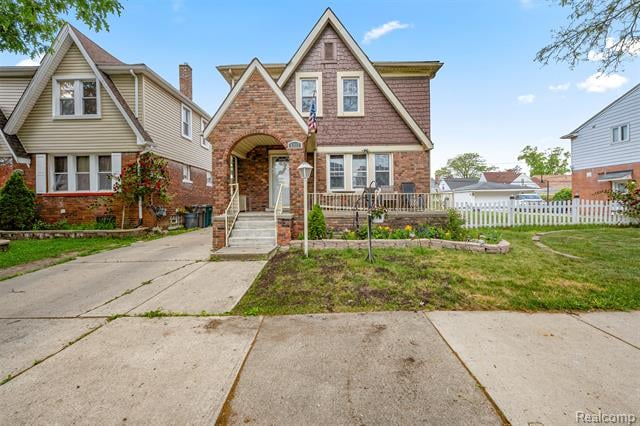 front view picture of 6217 Payne, Dearborn, MI. 48126