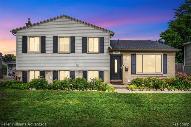 front view picture of 14110 Marie, Livonia, MI. 48154