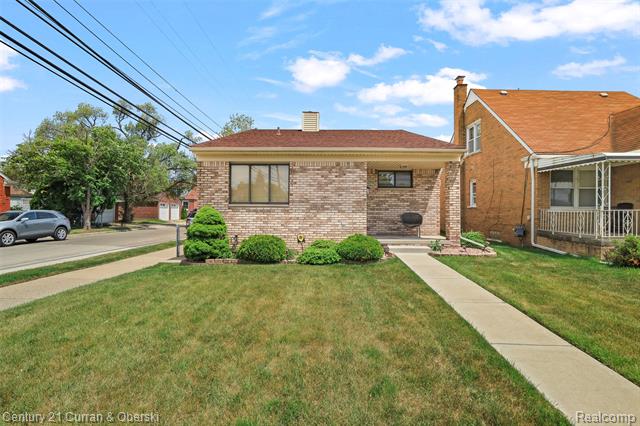 front view picture of 5296 Chase, Dearborn, MI. 48126
