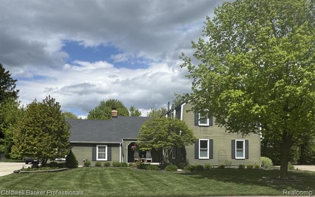 front view picture of 12350 Glenview Dr, Plymouth, MI. 48170