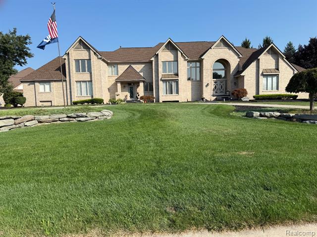 front view picture of 49401 Pine Ridge, Plymouth, MI. 48170