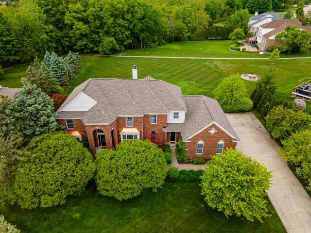 front view picture of 50550 Fellows Creek Ct W, Plymouth, MI. 48170