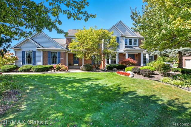 front view picture of 10645 Fellows Hill Dr, Plymouth, MI. 48170