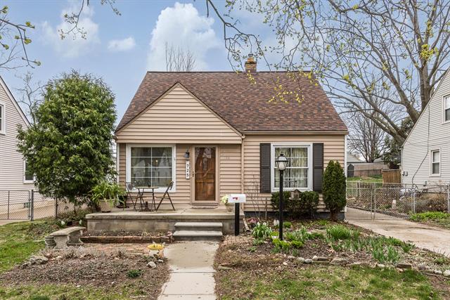 front view picture of 725 Irvin, Plymouth, MI. 48170