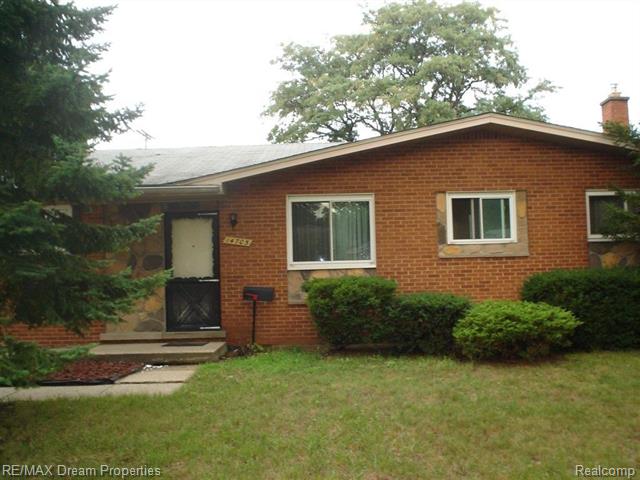 front view picture of 14705 Blue Skies, Livonia, MI. 48154