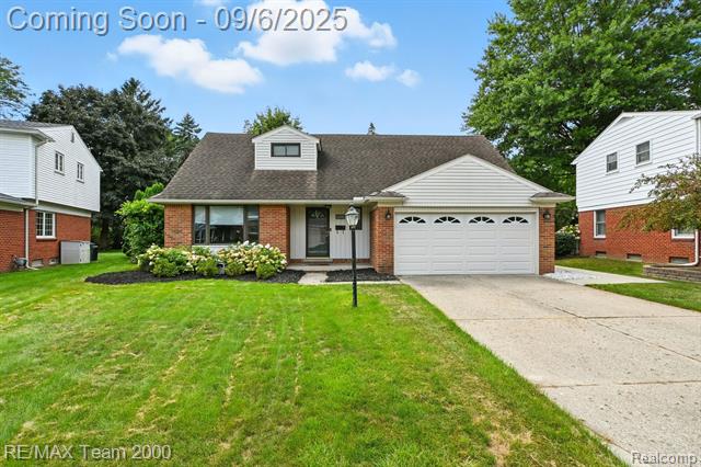 front view picture of 14931 Lakewood, Plymouth, MI. 48170