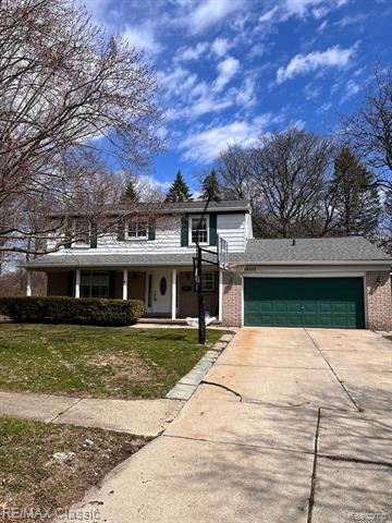 front view picture of 38202 Ladywood, Livonia, MI. 48154