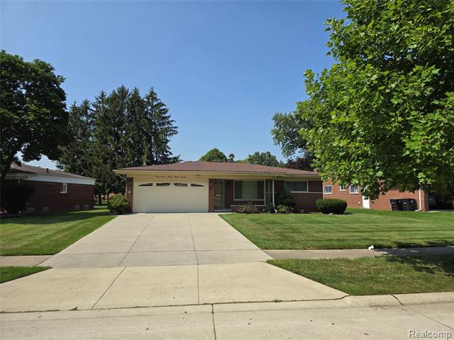 front view picture of 15597 Nola, Livonia, MI. 48154