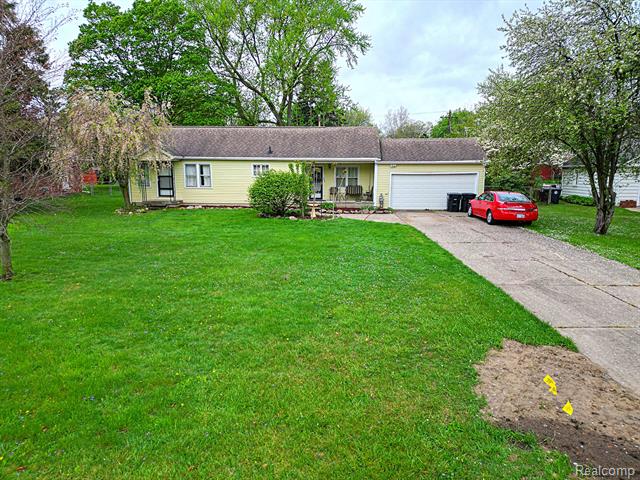 front view picture of 14025 Brookfield, Livonia, MI. 48154