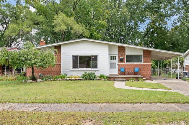 front view picture of 14592 Melrose, Livonia, MI. 48154
