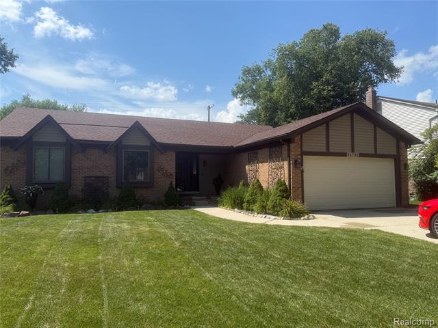 front view picture of 14791 Riverside, Livonia, MI. 48154