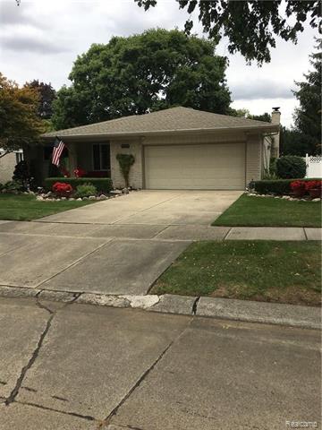 front view picture of 15211 Norman, Livonia, MI. 48154