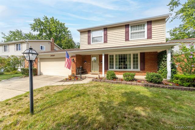 front view picture of 14147 Barbara, Livonia, MI. 48154