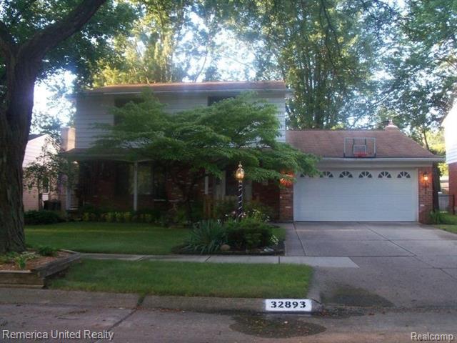 front view picture of 32893 Perth, Livonia, MI. 48154